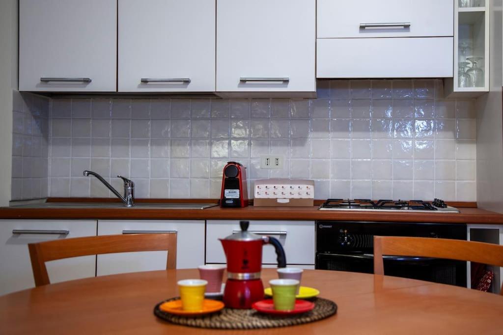Peaceful Apartment In Piazza Venezia'S Alleys روما المظهر الخارجي الصورة