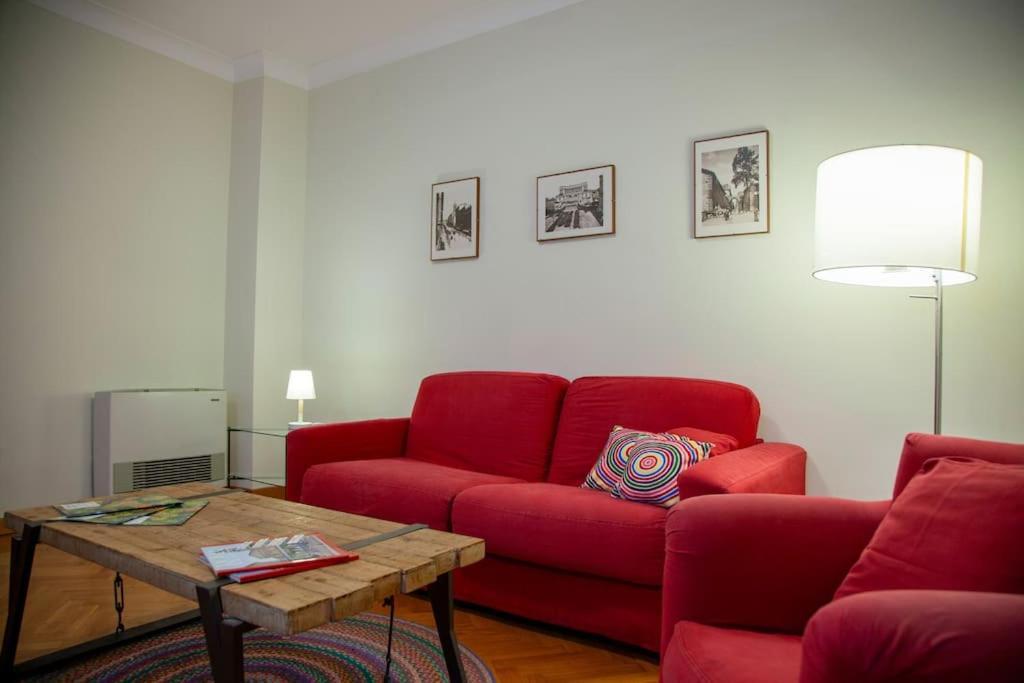 Peaceful Apartment In Piazza Venezia'S Alleys روما المظهر الخارجي الصورة